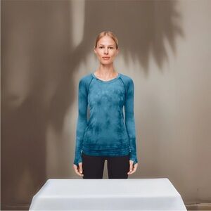 Lululemon Swiftly Speed Long Sleeve *Marble Size 10 Night Diver